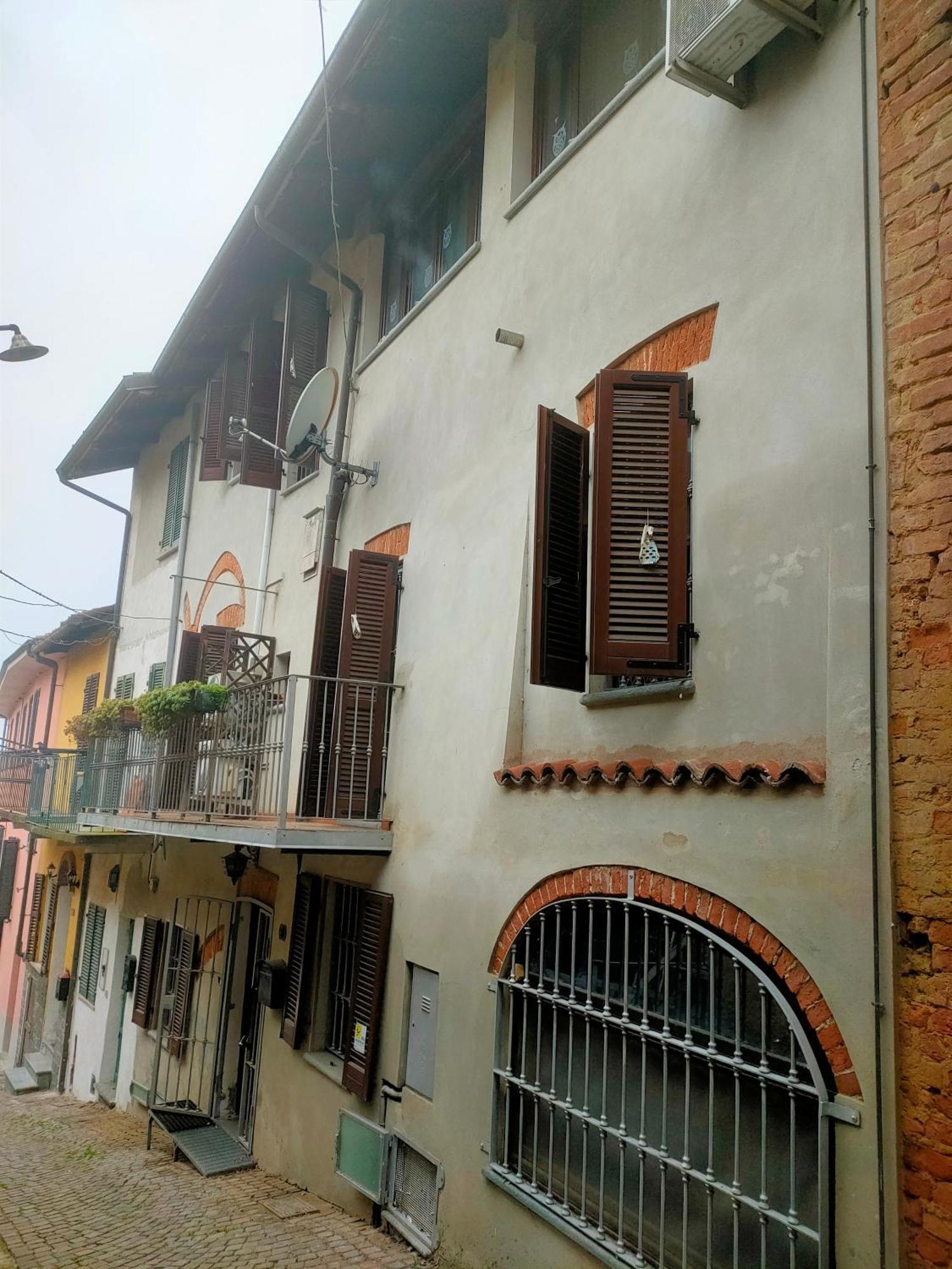 Hotel Al Vicolo Uno Montemagno  Esterno foto